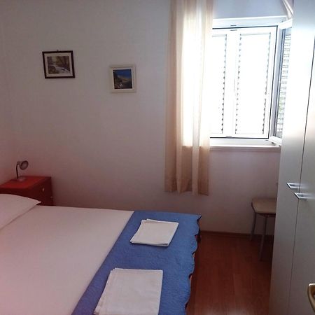 Vila Nives Podgora Exteriör bild