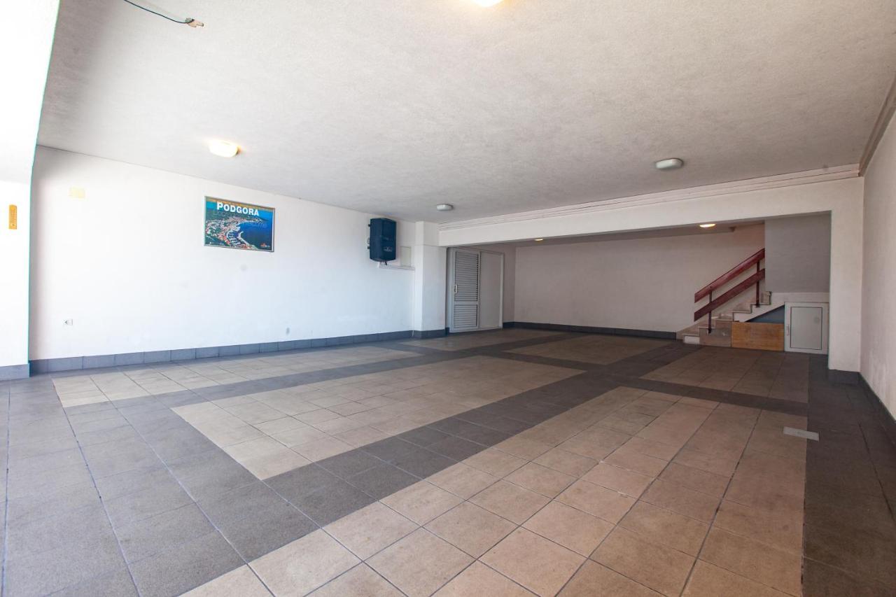 Vila Nives Podgora Exteriör bild
